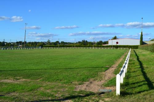 Terrain de sport-Séné